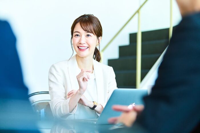 App 更新后无法正常打开或使用，是否需要重新安装？