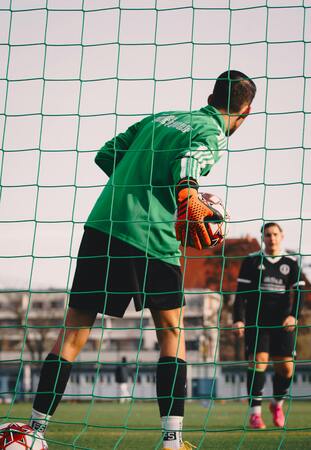 消费复苏明显，文旅与节庆经济持续升温